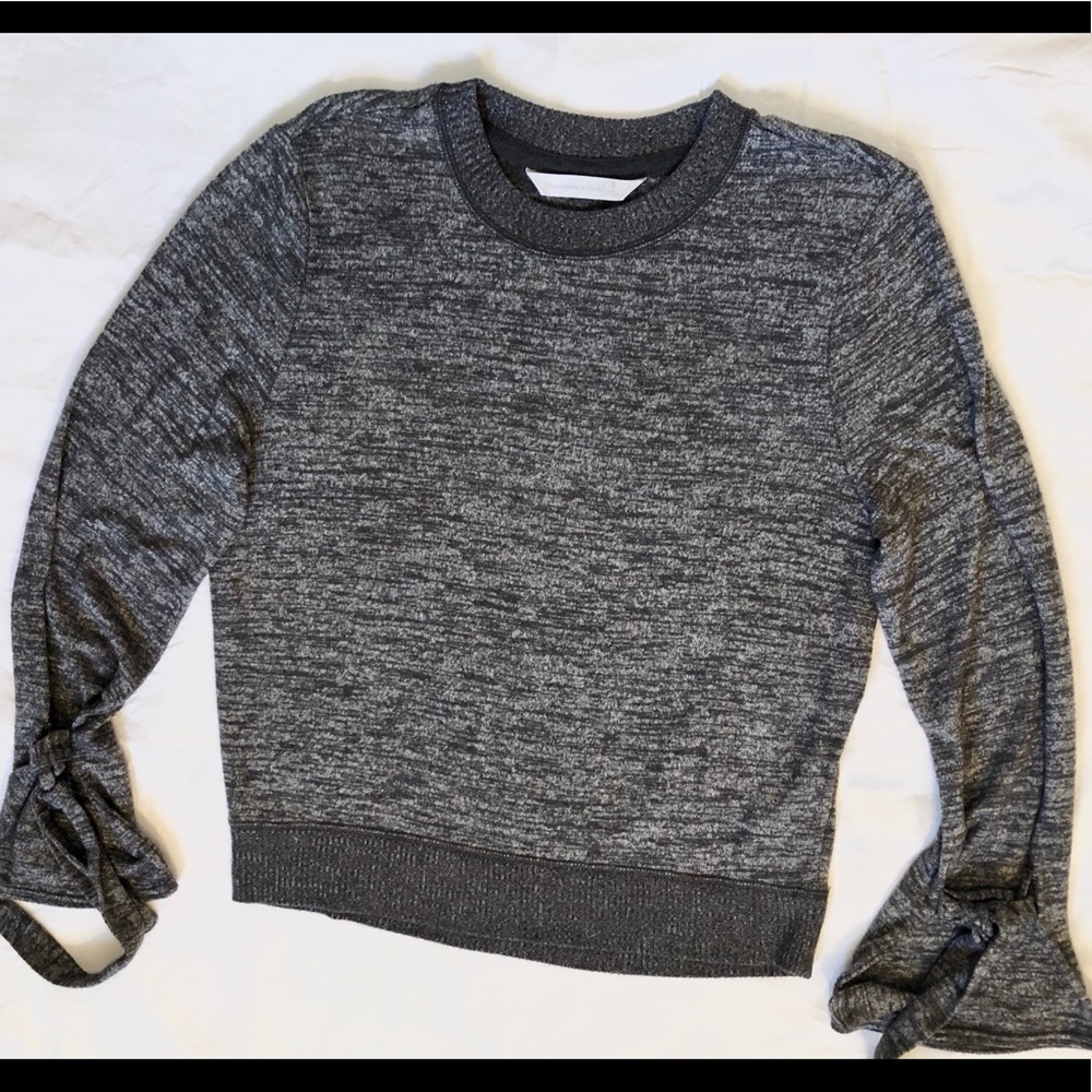 Abercrombie& Fitch extra soft sweater